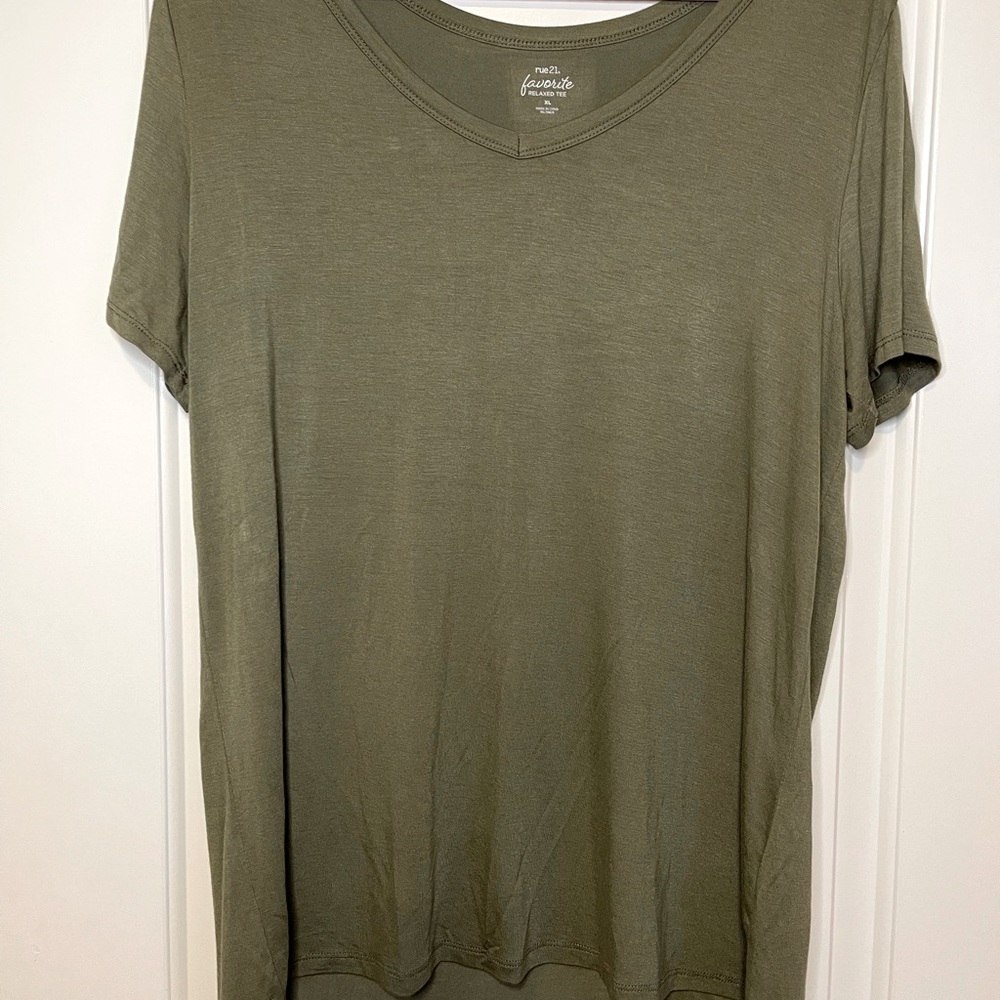 Rue 21 relaxed tee